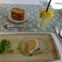 Rosinante Stílusos Vidéki Szálloda étterme Szigetmonostor - Étel/ital