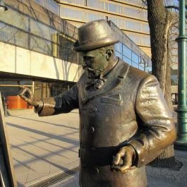 Roskovics Ignác szobra Budapest - Egyéb