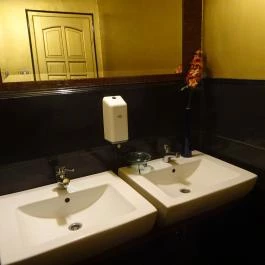 Rostélyos Étterem Budapest - Mosdó