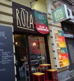 Róza Soup & Sandwich