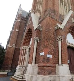 Rózsafüzér Királynéja Plébániatemplom