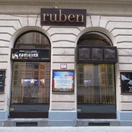 Ruben Étterem Budapest - Külső kép