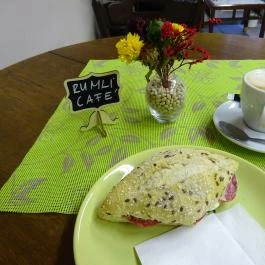 Rumli Café Budapest - Étel/ital