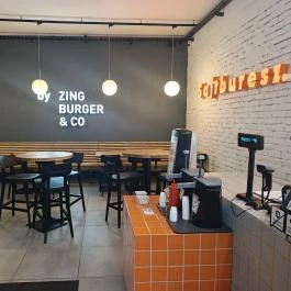 Sajtburesz by ZING Budapest - Belső