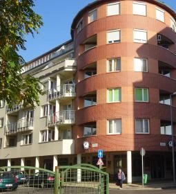 Sakana & Sakura Sushi Bar