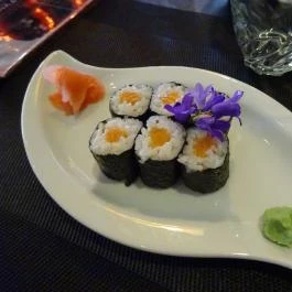 Sakana & Sakura Sushi Bar Budapest - Étel/ital