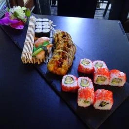 Sakura Gozsdu Budapest - Étel/ital