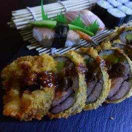 Sakura Gozsdu Budapest - Étel/ital