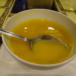 Salaam Bombay, Budapest - Étel/ital