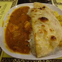 Salaam Bombay, Budapest - Étel/ital