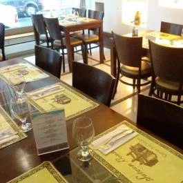 Salaam Bombay, Budapest - Belső