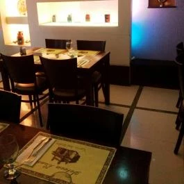 Salaam Bombay, Budapest - Belső