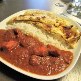 Salaam Bombay, Budapest - Étel/ital