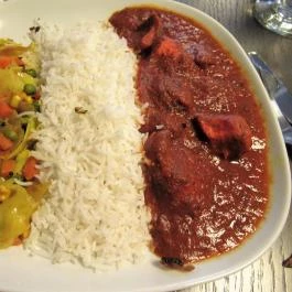 Salaam Bombay, Budapest - Étel/ital