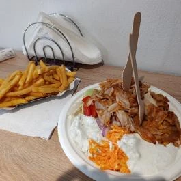 Saloniki Gyros Taverna, Budapest - Étel/ital