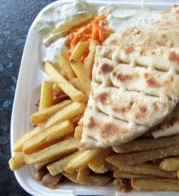 Saloniki Gyros Taverna