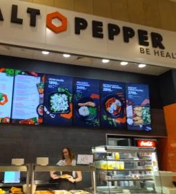 Salt N Pepper - Corvin Plaza