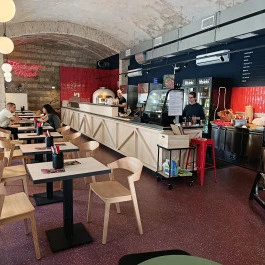 Salve Pizza Napoletana Basilica, Budapest - Belső