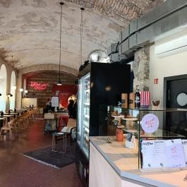 Salve Pizza Napoletana Basilica, Budapest - Belső