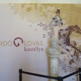 Sándor-Metternich-kastély Bajna - Egyéb