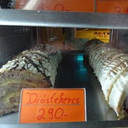 Sárai Cukrászda, Budapest - Étel/ital