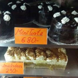 Sárai Cukrászda, Budapest - Étel/ital