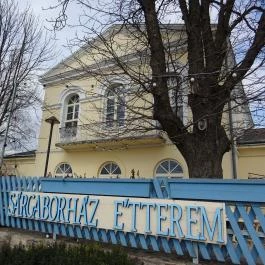 Sárga Borház Vendéglő, Mezőzombor - Külső kép