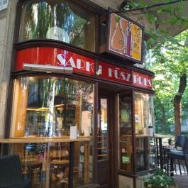 Sarki Fűszeres, Budapest - Külső kép