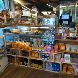 Sarki Fűszeres, Budapest - Étel/ital