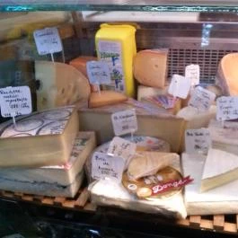 Sarki Fűszeres, Budapest - Étel/ital