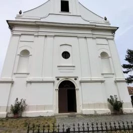 Sarlós Boldogasszony-templom, Etyek - Egyéb