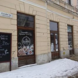 Sarokház Étterem Miskolc - Külső kép