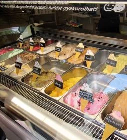 Sárvári Cukrászda