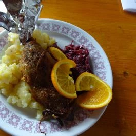 Sástó Étterem, Sástó - Étel/ital