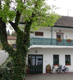 Schieszl Vendéglő és Borház