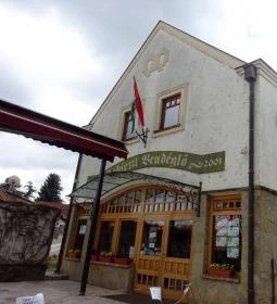 Schieszl Vendéglő és Borház