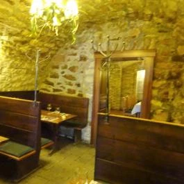 Schieszl Vendéglő és Borház, Budakalász - Belső