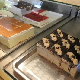 Schmidt Cukrászda Csolnok - Egyéb