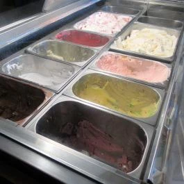 Schmidt Cukrászda Csolnok - Egyéb