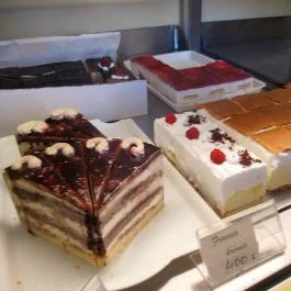 Schmidt Cukrászda Csolnok - Egyéb