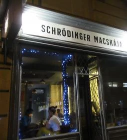 Schrödinger Macskája Pub