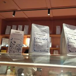 Scruton - Allee Budapest - Étel/ital