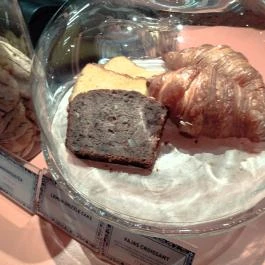 Scruton - Allee Budapest - Étel/ital