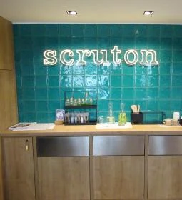 Scruton Belváros