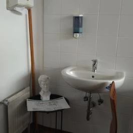 Scruton MCC Budapest - Belső