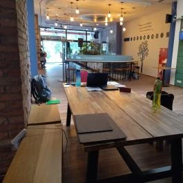 Scruton MCC Budapest - Belső