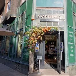 Scruton V.P., Budapest - Külső kép