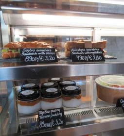 Séf Asztala - Kossuth Lajos tér