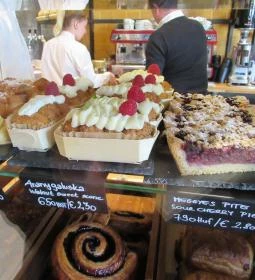 Séf Asztala - Kossuth Lajos tér