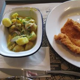 Séf Asztala - Kossuth Lajos tér Budapest - Belső